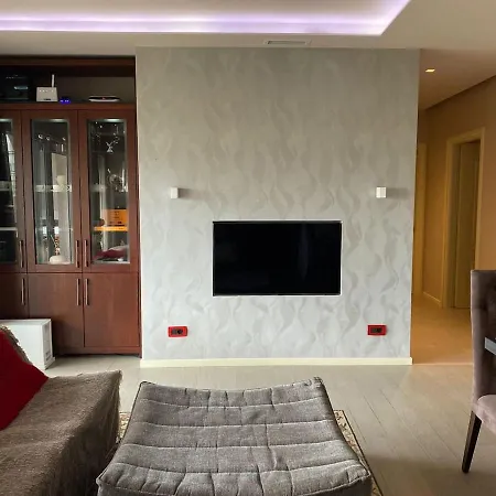 Apartament 0ff 아파트
