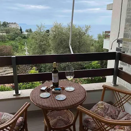 Apartament 0ff 아파트