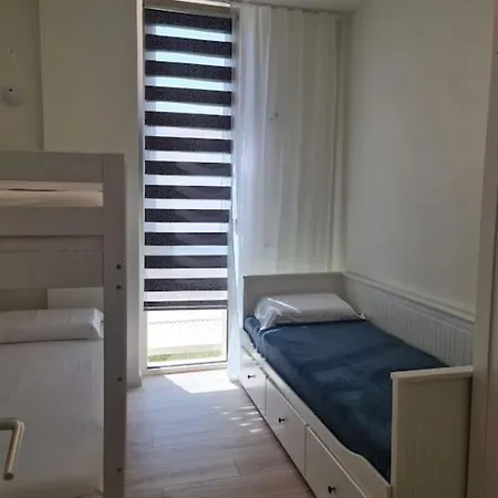 Apartament 0ff 아파트